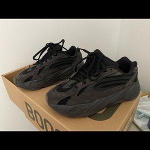 Yeezy Bost 700 Vanta